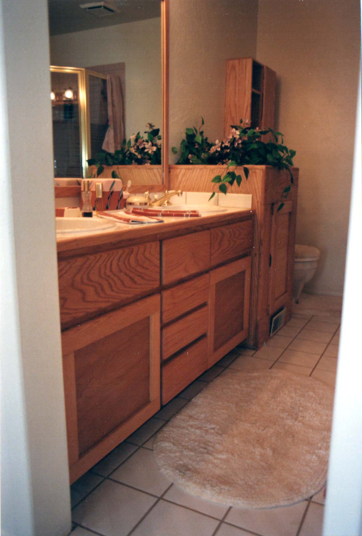 Built in bathroom vanity