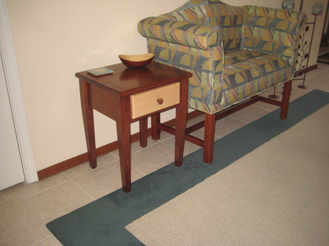 Cherry/Maple End Table
