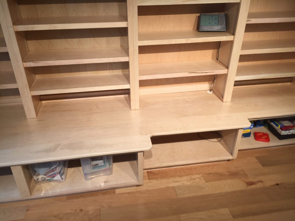 Maple built-in bookshelf